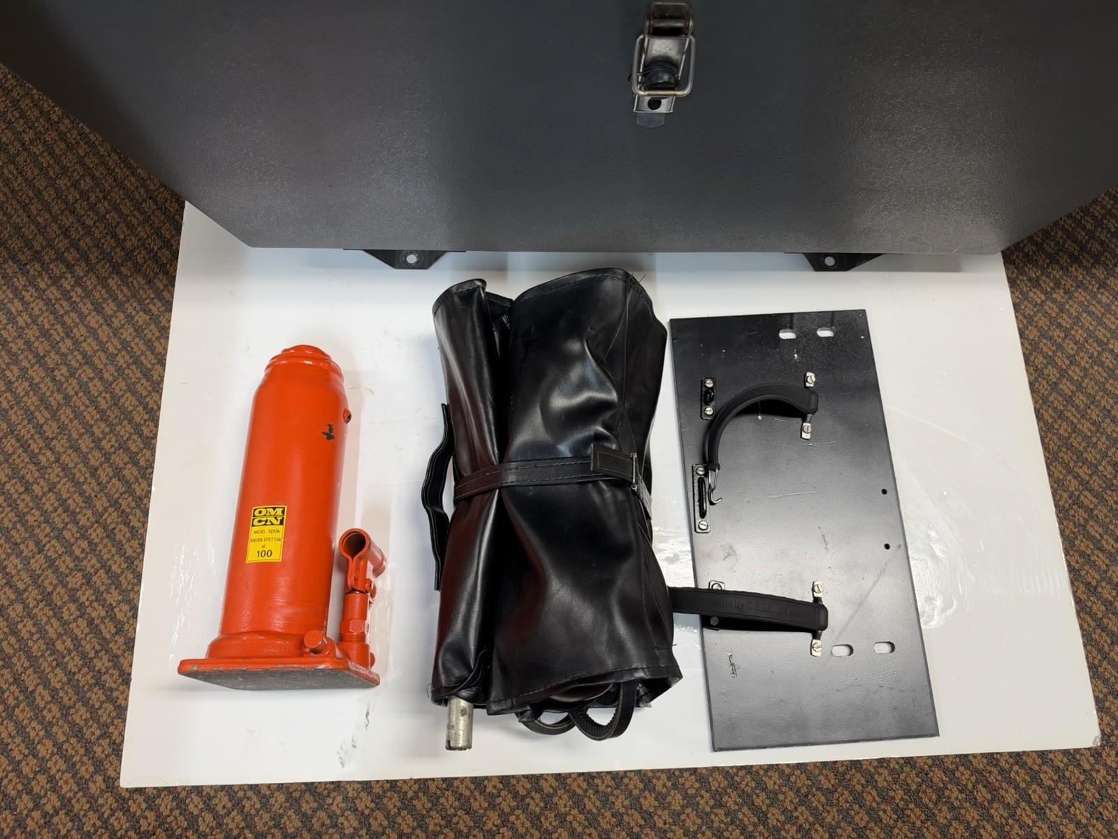 Lamborghini LM002 Rear Tool kits Set