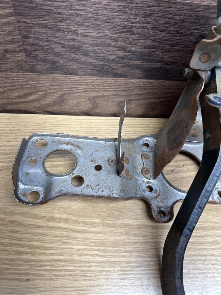 89 95 Toyota пикап 4runner педаль тормоза в сборе кронштейн автоматический - Изображение 3 из 4