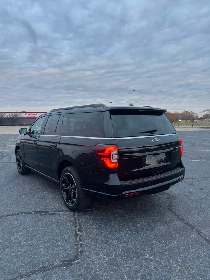 2023 Ford Expedition MAX LIMITED - Image 4 of 4