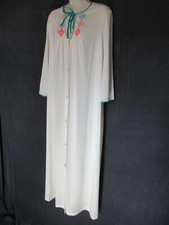 Vintage Vanity Fair Ivory Boho Hippie Floral Embroidery Tie Front Long Nightgown