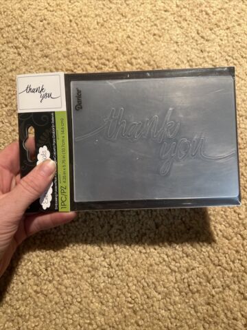 YOUR CHOICE: DARICE EMBOSSING ESSENTIALS FOLDER - SCRAPBOOKING, CARD MAKING, ETC - Picture 28 of 28
