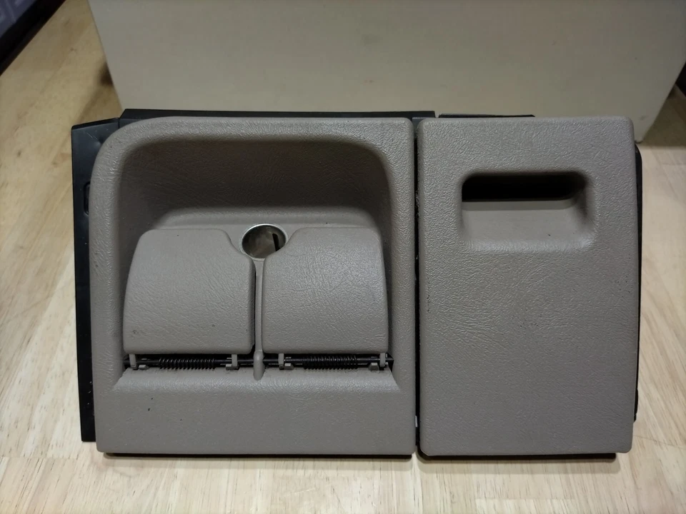 1995-1999 Chevrolet GMC C 1500 Tan Ashtray Housing with ashtray - Image 3 of 4