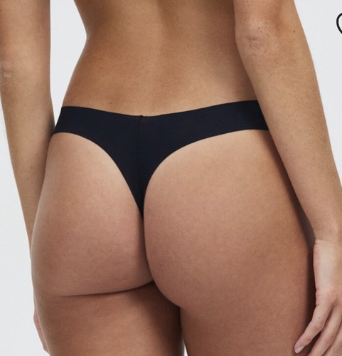 Authentic Calvin Klein Invisibles Thong - Black - Size Medium - Picture 3 of 4