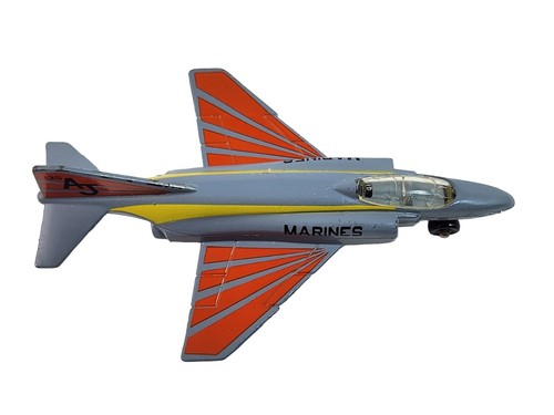 ©1975 Lesney Matchbox F-4E Phantom Jet Diecast Model With Laminated Info Card - Picture 7 of 20