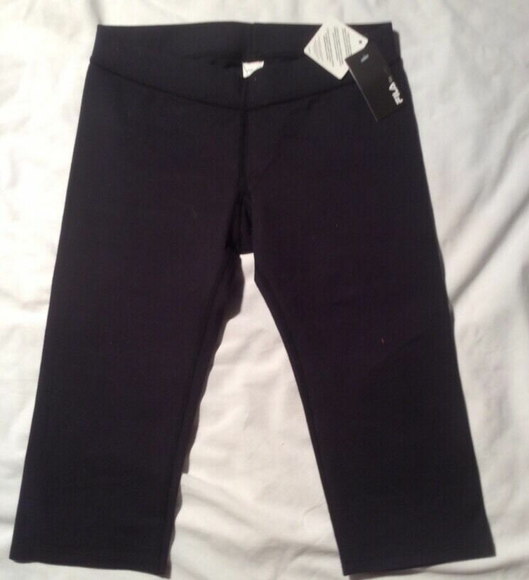 Collant donna Fila tinta unita nero morbido Capri taglia small nuovo con etichetta