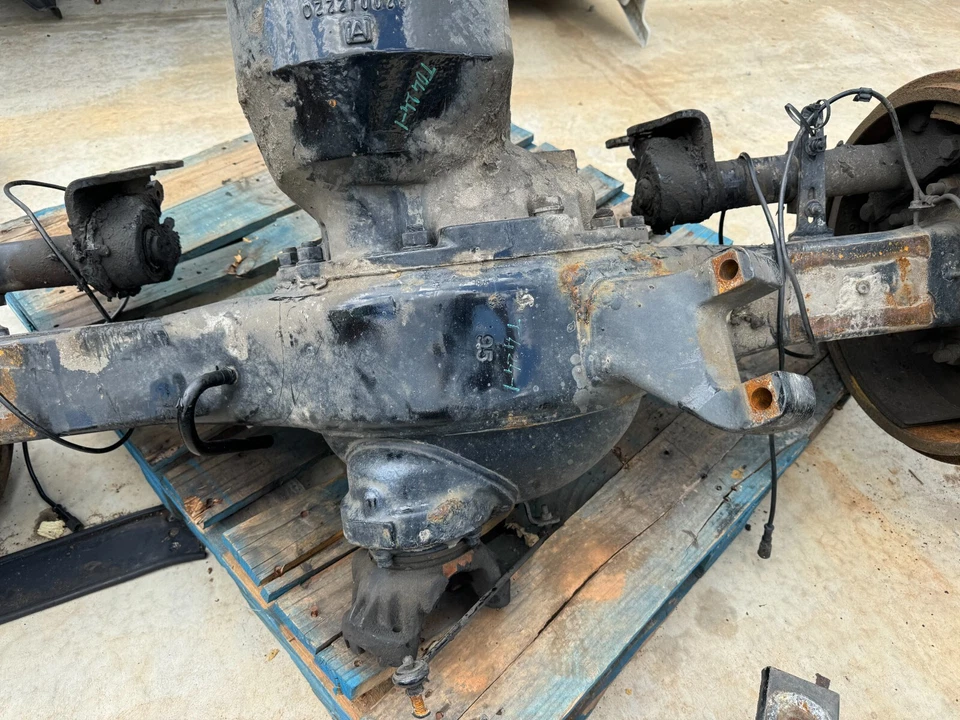 Freightliner Meritor/Rockwell MT-40-14X 2017 eje de transmisión delantero trasero relación 2,47 Foto 4 de 4