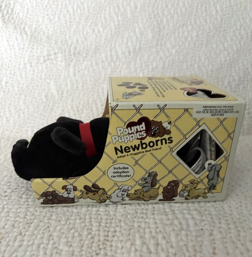Pound Puppies Newborns Classic 80s Collection Solid Black Adoption Dog 2019 - Picture 6 of 7