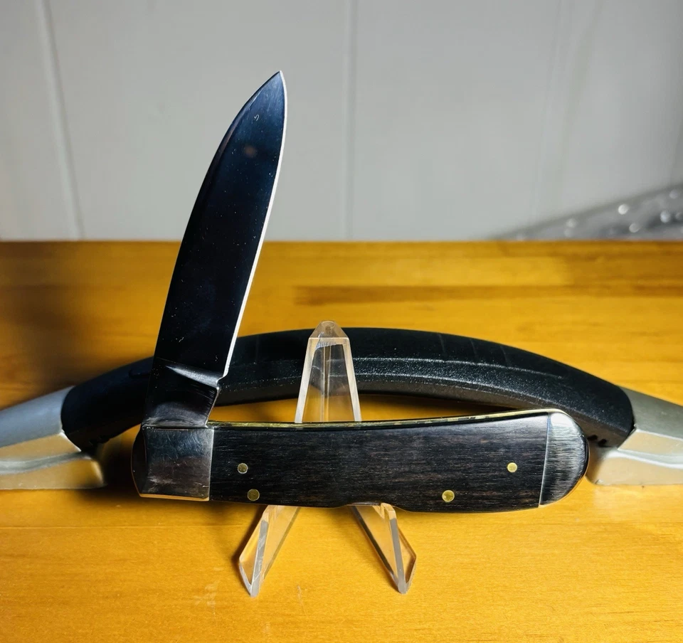 Estuche Tony Bose Tribal Lock. 2017. Manijas de ébano. En su caja original. Foto 4 de 4