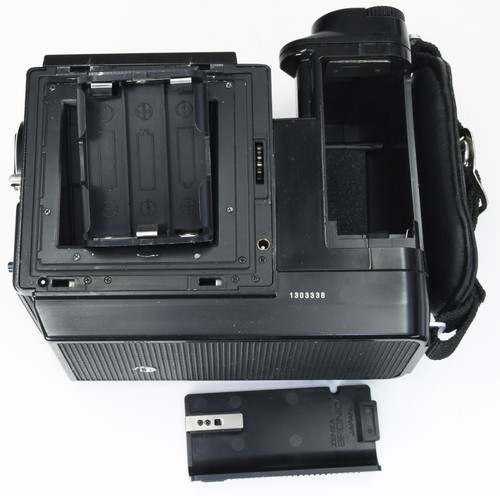 BRONICA SQ-AM Body - Picture 10 of 10