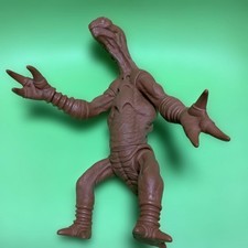 Biriken Shokai SF Laser Blast Lizard Alien Garage Kit Fully Assembled