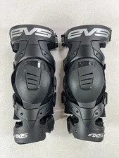 EVS Axis Knee Brace Set Black Size Medium MX Motocross Dirt Bike Armor