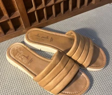 Tan Leather Mika Paoli Italy Size 7.5 Sandals