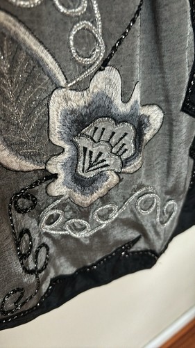 Stunning Duster Jacket, Silver, Gray, Black made In India Amazing Details Sz NWT - Picture 3 of 5