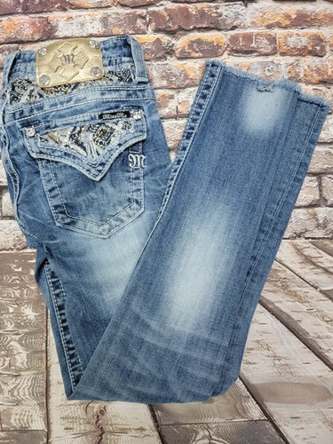 Distressed Ripped Light Wash Jeans 