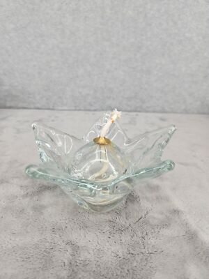 Vintage Oil Lamp Star Clear Glass 3.5  Tall 6  Wide