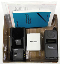 Motorola Digital Personal Communicator F09HLD8415AG - RochesterTel Phone - Boxed