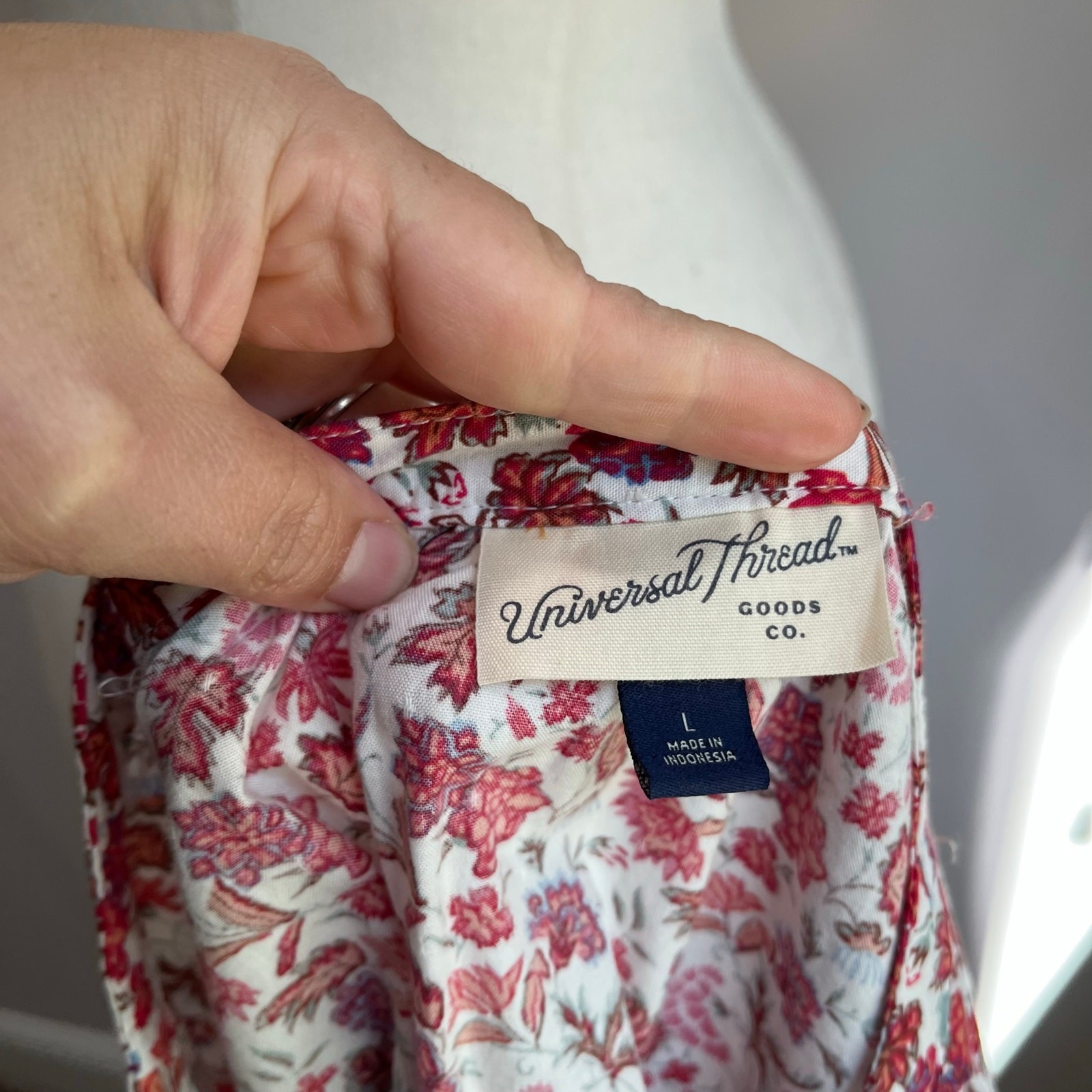 Universal Thread Red Ditzy Boho Peasant Floral Bl… - image 6