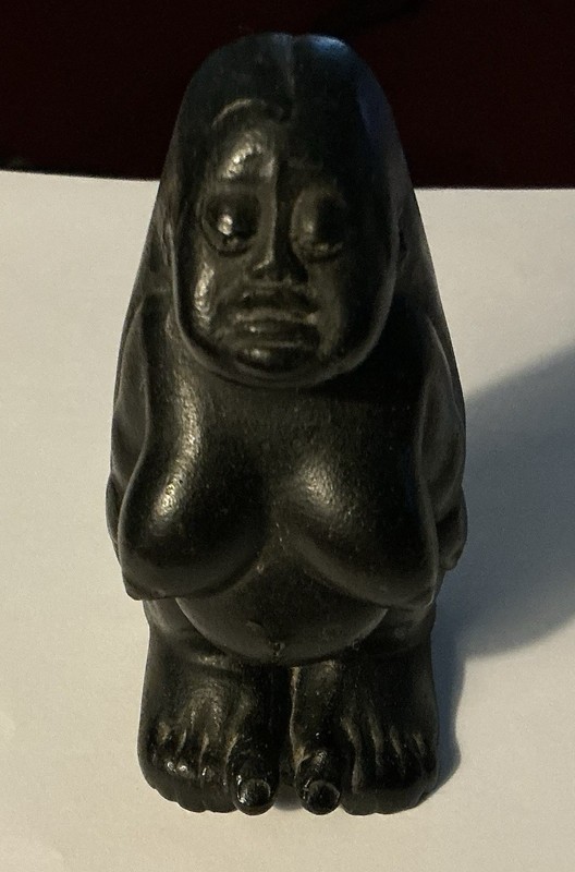 Hawaiian Small 	NUI NUI ALOHA  Figurine made From Lava By Colo Joe W