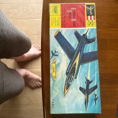 Marusan Revell Revell Scale Unknown Grumman F11F-1 Tiger Blue Angels (Tasche