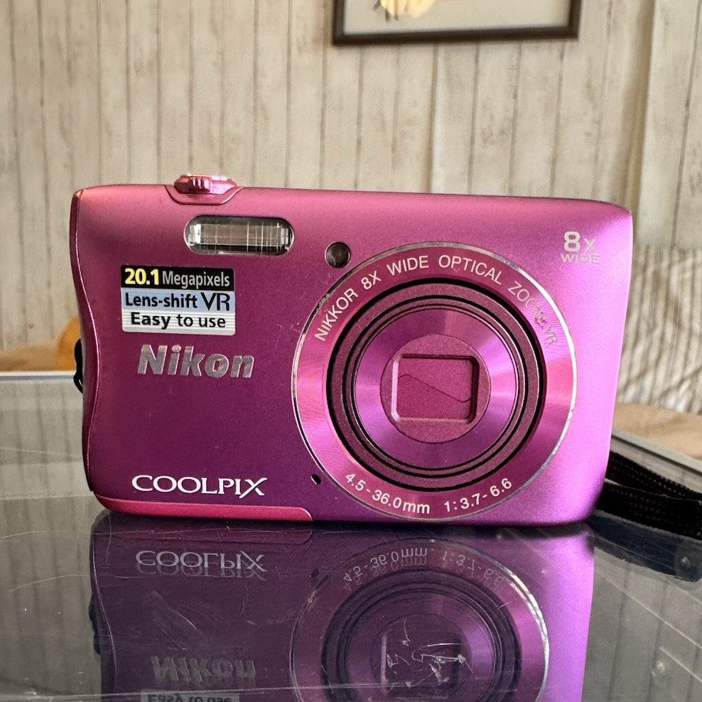 Nikon COOLPIX S3700 20.1MP 8x Zoom Compact Digital Camera Pink