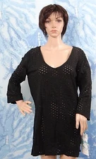 ECO SWIM by AQUA GREEN 3/4 sleeve black Jacquard V-Nec swim Cover Up tunic top,L