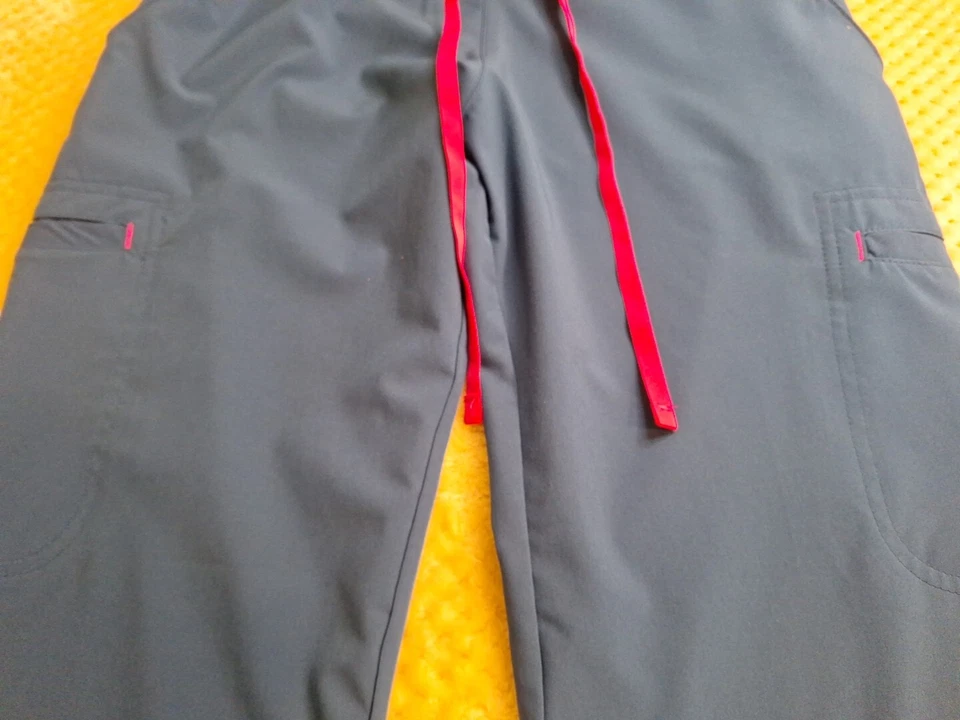 Pantalones Médicos Smitten Talla XSP Verde azulado Para Mujer Bolsillo de Carga Cintura Elástica Elastizados Foto 2 de 4