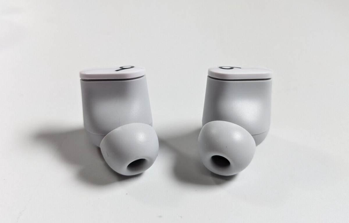 【美品】Beats Studio Buds+ ホワイト Beats Studio Buds + | True Wireless Earbuds, Noise Cancelling