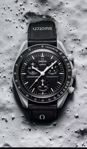 Swatch x Omega Bioceramic Moonswatch Mission to the Moon SO33M100 - 第 1/7 張圖片