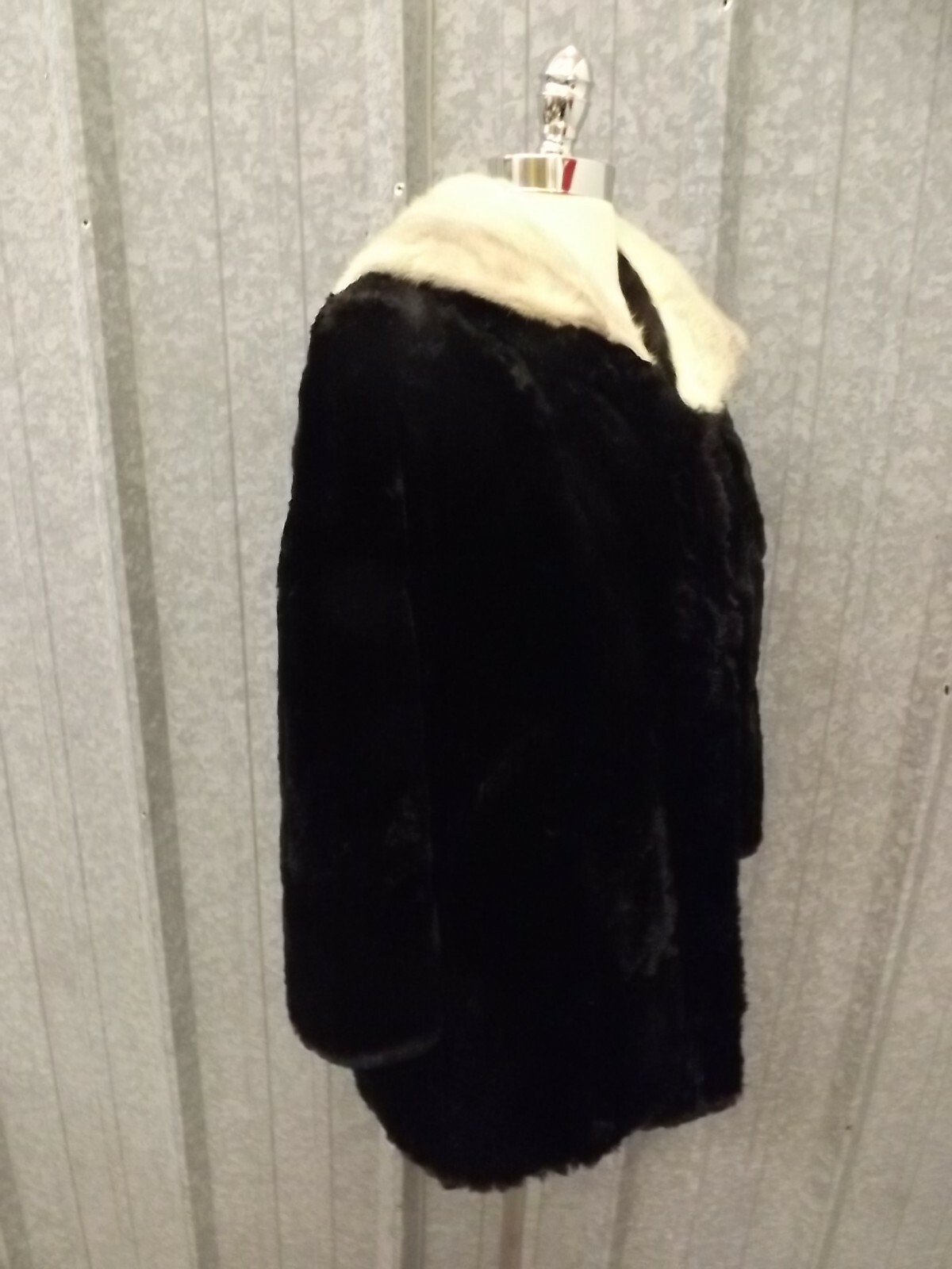 ALTRA Cappotto di pelliccia originale vintage nero jet lussuosamente morbido con colletto visone argento taglia M L