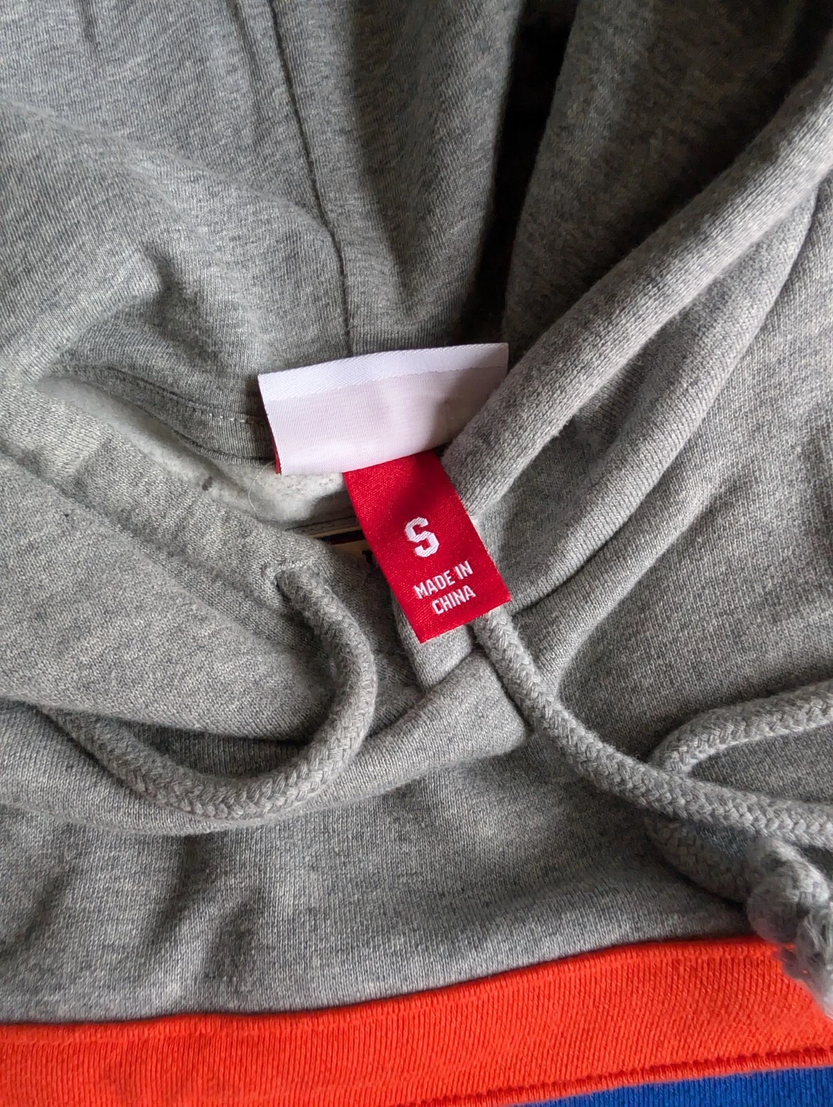 Felpa con cappuccio Mitchell and Ness NY New York Knicks NBA Head Coach da uomo taglia small