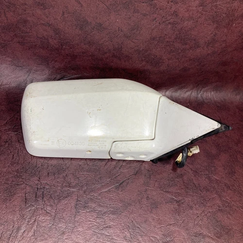 Outer Rear View Mirror RH 87910-22860 Toyota Cressida Wagon MX83 USED