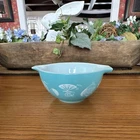 PYREX 444 Turquoise Amish Butterprint Glass Mixing Bowl 4 qt Vintage