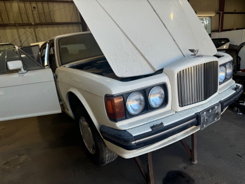 Bentley Turbo R 1990 Tail light