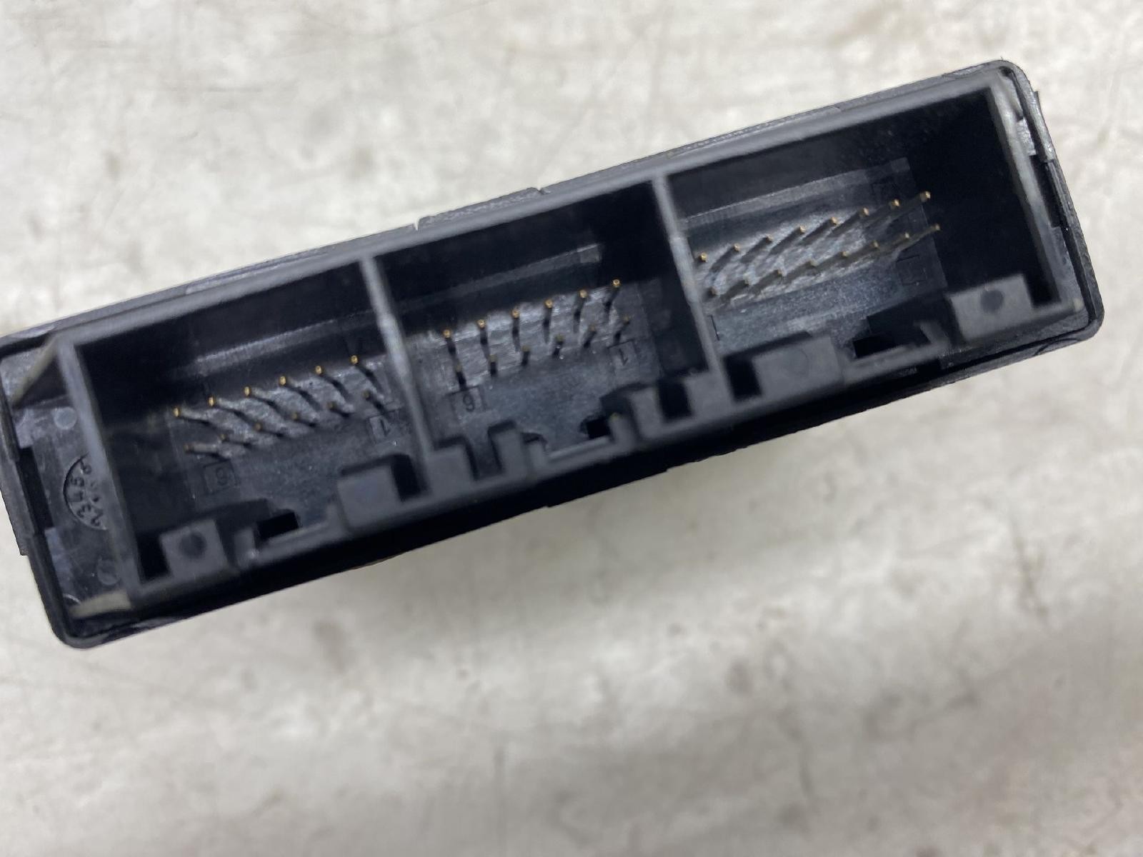Bentley Mulsanne 2010-2020 Battery management module P/N 3Y0907440