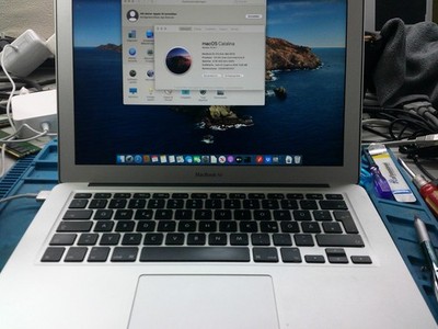 Apple MacBook Air - 13'' Display - Core i5 1,8GHz - 128GB SSD - 4GB RAM ,