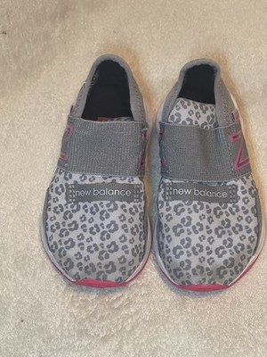 NEW New Balance Fresh Foam Roav Slip-On Shoe Sneaker Size 6 Gray And PinkToddler
