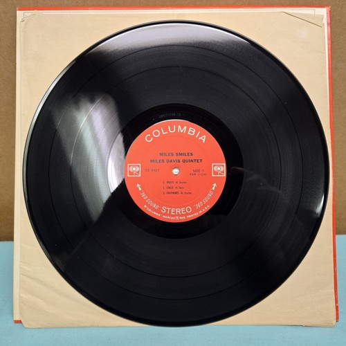 Original 1967 Miles Davis "Miles Smiles" LP - Columbia Records (CS-9401) NM - Picture 3 of 7