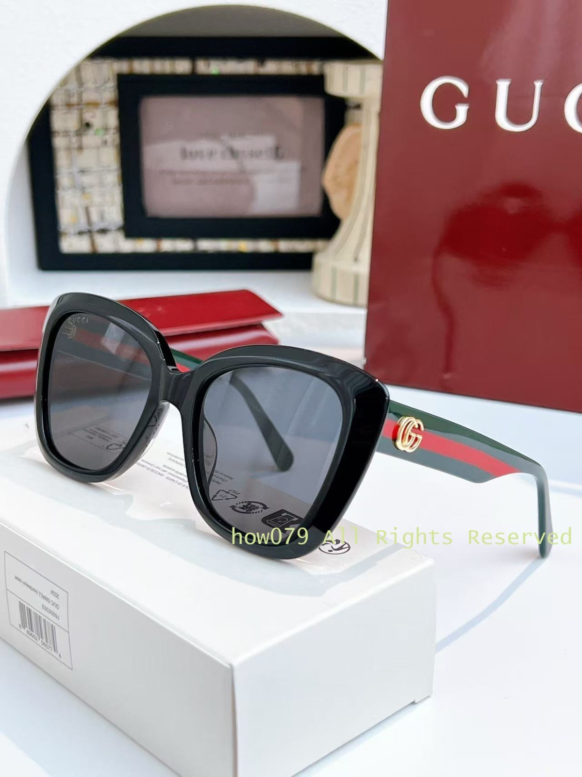 Gucci GG0860S Women Sunglasses Cat Eye Gradient Lens Gold GG Logo UV400 Shades