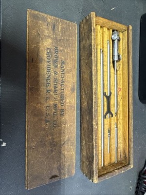 Brown and Sharpe no. 264 Inside Micrometer 2-8