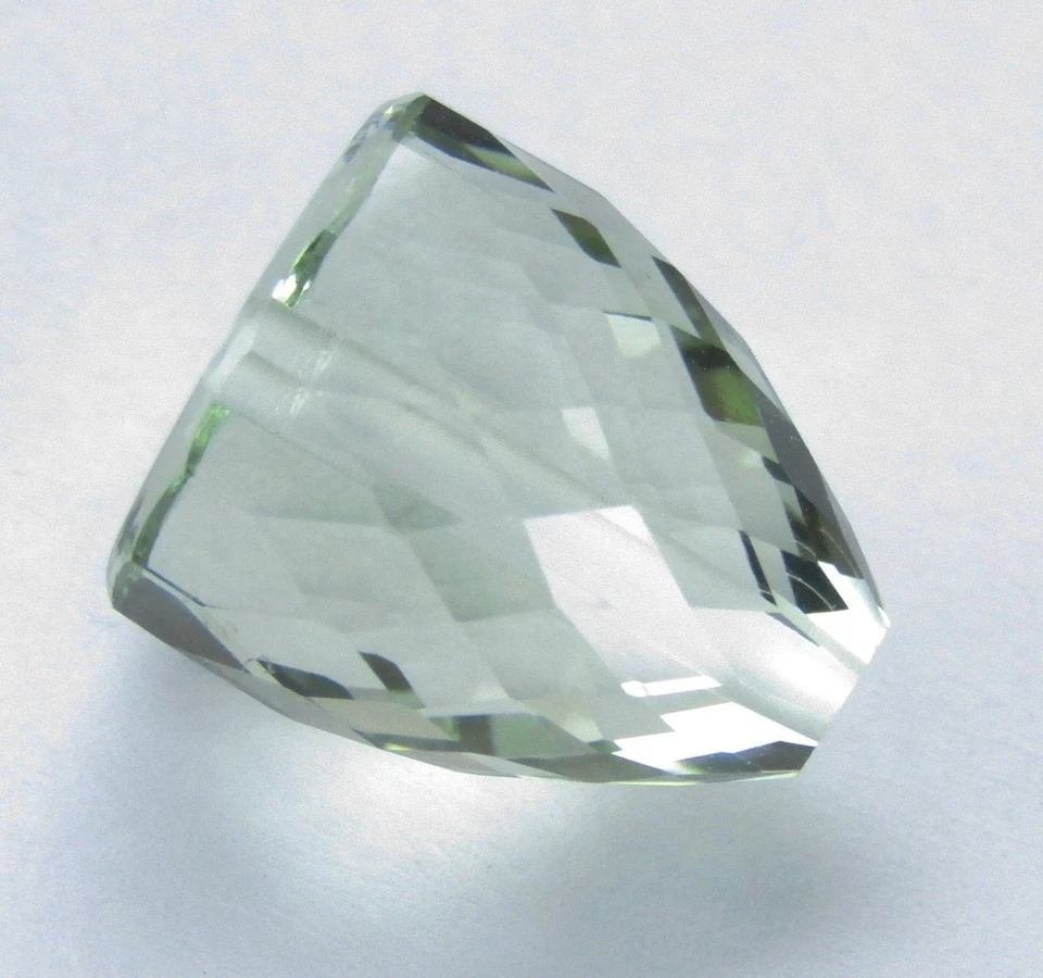 Corte briolita amatista verde natural superior (prasiolita) 8,55 quilates Foto 3 de 4