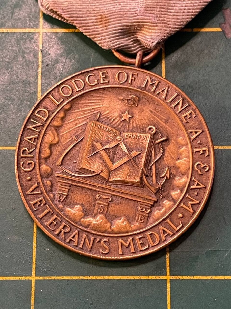 Vintage 1935 Masonic Grand Lodge Of Maine Medal 50 Years Service