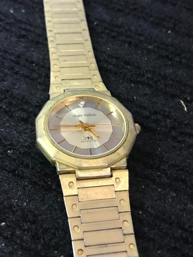 Sergio Valente 30mm Classics Ladies Golden Quartz Watch, New Battery (Y43) - Picture 8 of 10
