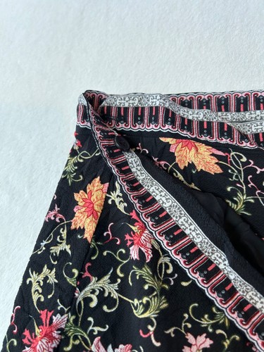 Long Wrap Ruffle Black Skirt Floral Lined Vintage Size 16-18 Boho Gypsy Retro - Picture 11 of 13