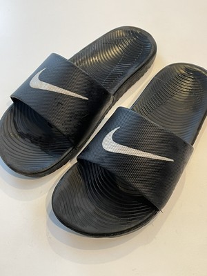 size 8 nike slides