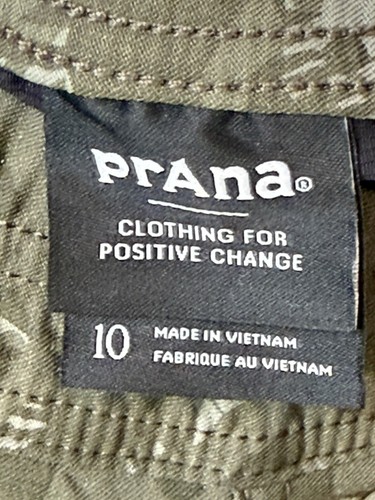 NWT Prana Women's Halle E-waist Skort II, Evergreen Camo, Size 10 - Picture 8 of 8