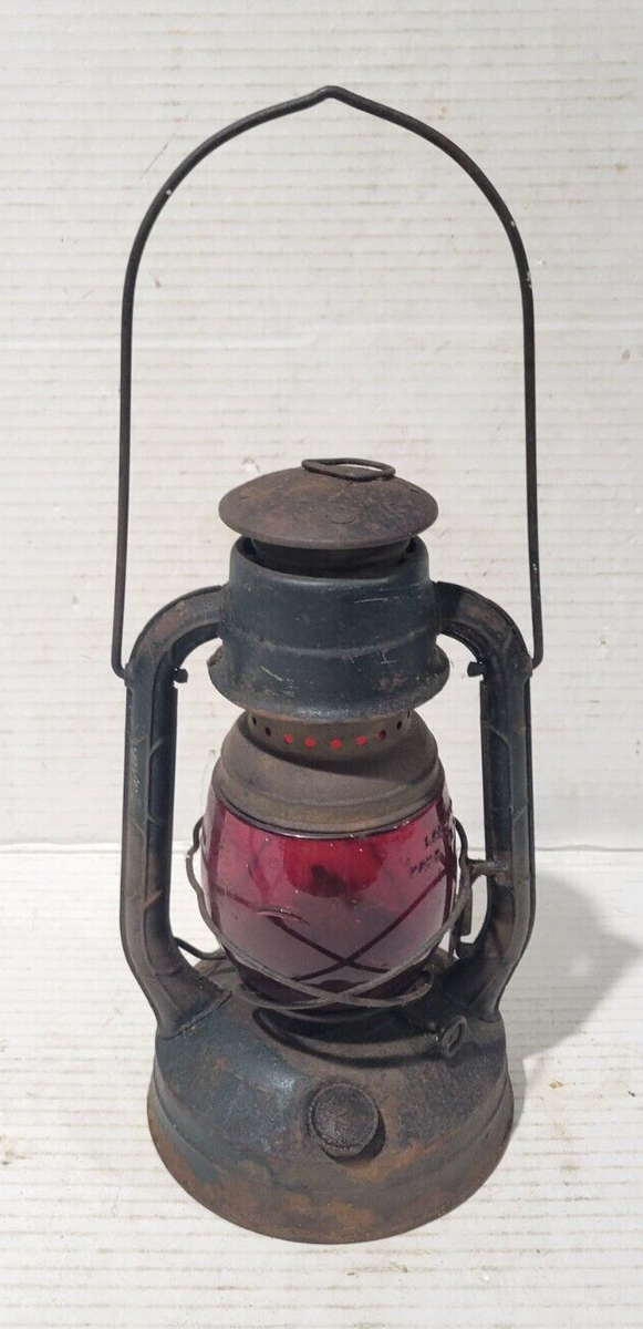 デイツ Dietz Little Wizard L.A. MADE IN USA Vtg Dietz Little Wizard Railroad Lantern Oil Red Glove Made