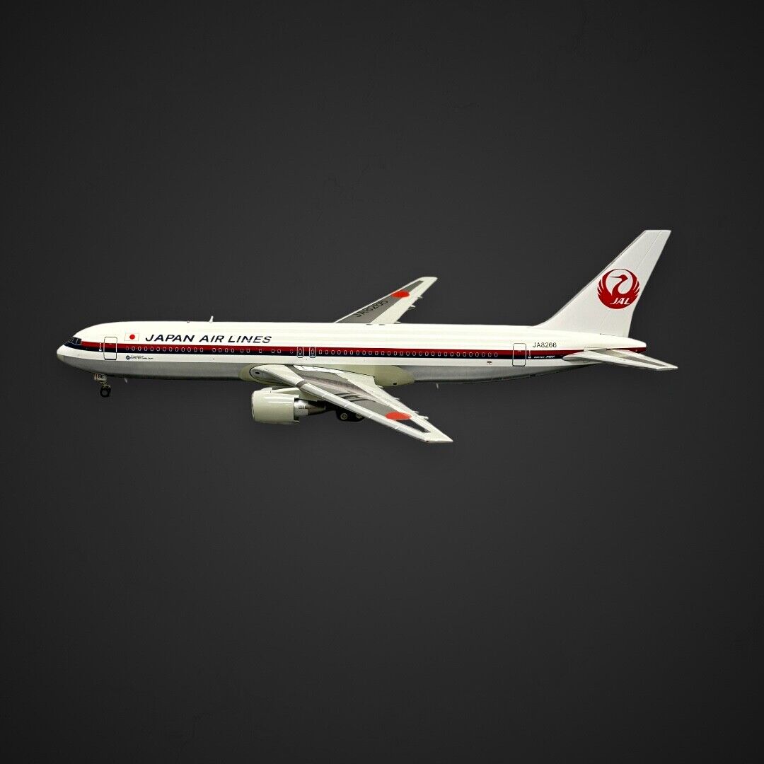 RARE 1/200 Boeing B767-300 JA8266 JAL Airlines model JC RARE 1/200 Boeing B767-300 JA8266 JAL Airlines model JC