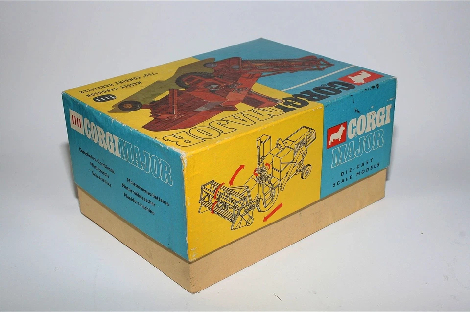 Corgi 1111MF "780" Combine Harvester, Excellent in Good Original Box - Image 4 of 4