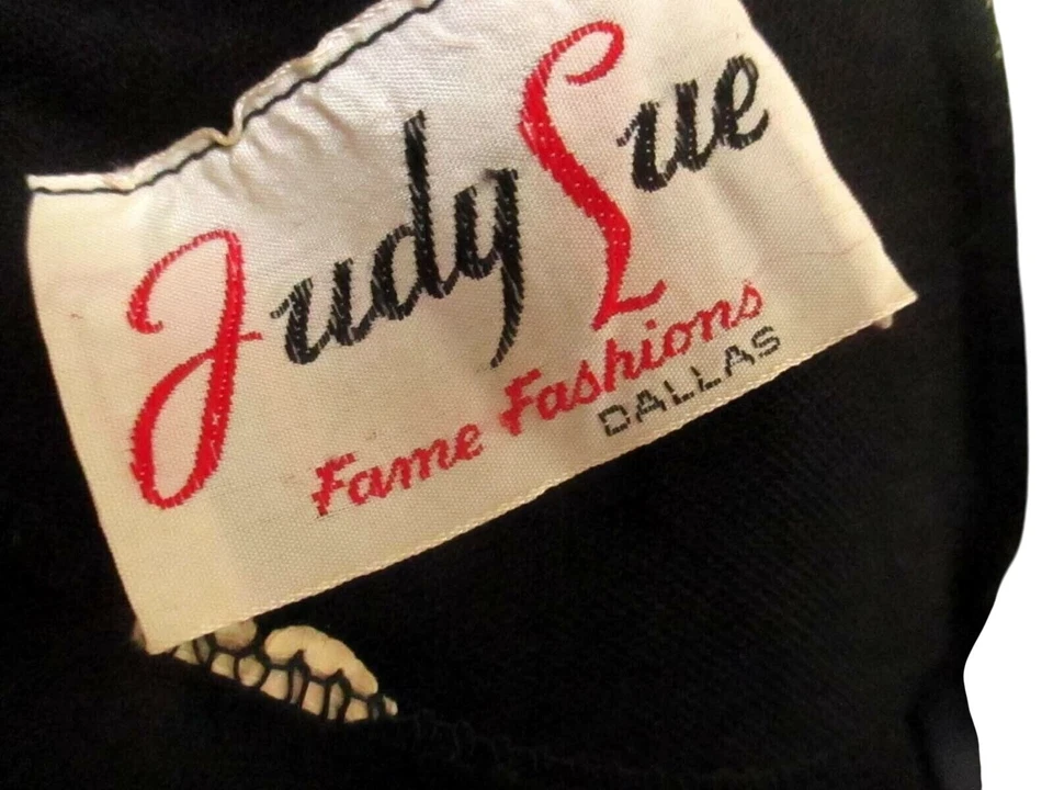 10 Vintage Women's Dress 1970's Jet Black Acetate Stretch Knit Belted Cocktail - Image 4 of 4