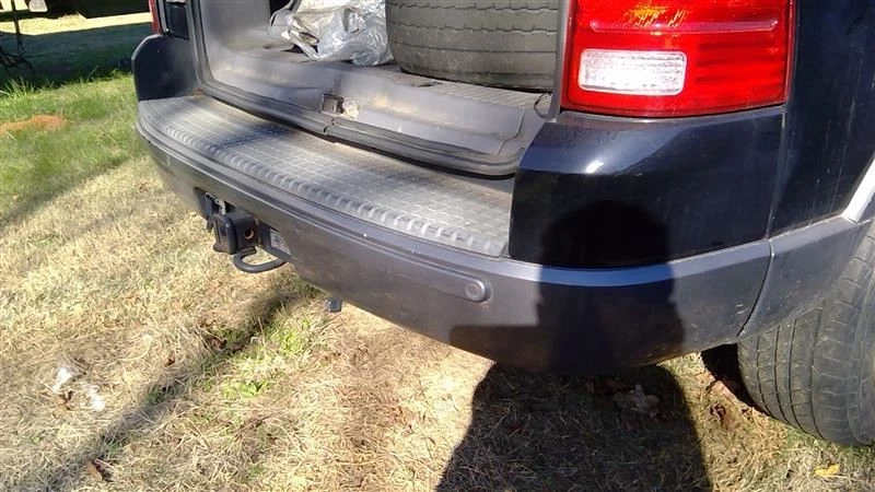 Parachoques trasero 1-1/4" receptor XLT paquete deportivo liso compatible con Ford Explorer 02-05  Foto 2 de 4